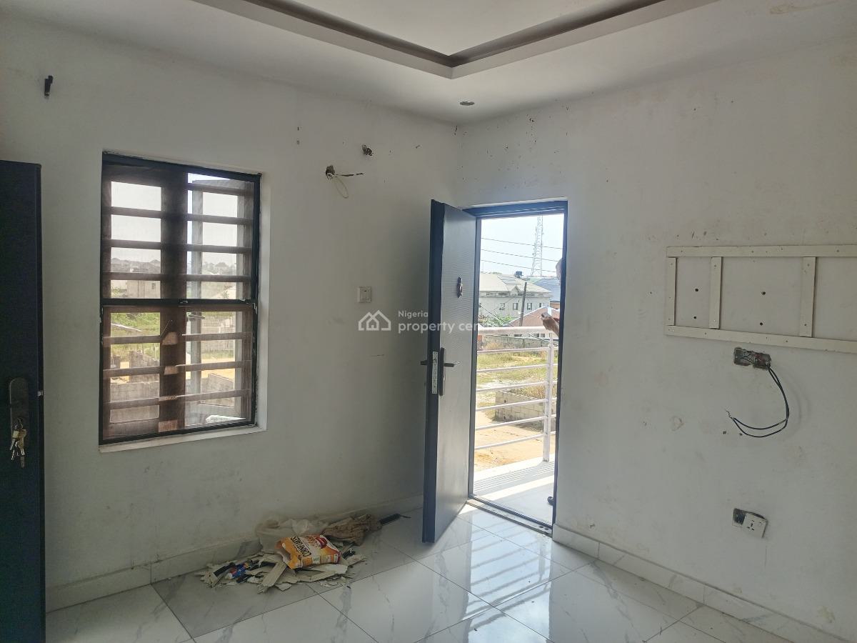 Standard Mini Flat (room and Parlor) Upstairs with 24hrs Light, Malete Opposite Beechwood Estate, Ibeju Lekki, Lagos, Mini Flat (room and Parlour) for Rent