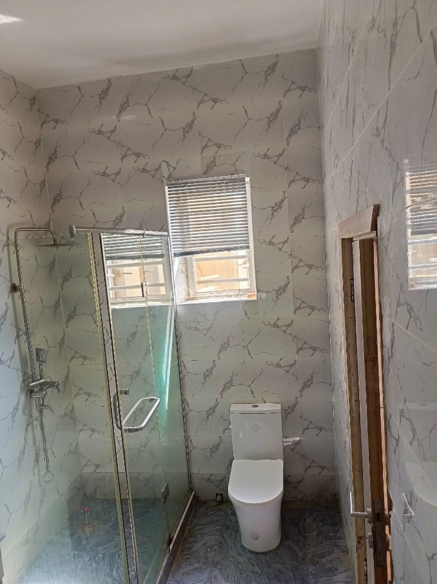 Spacious Master Bedroom Upstairs with Balcony, Orchid Road By The Roundabout, Lekki, Lagos, Flat / Apartment for Rent