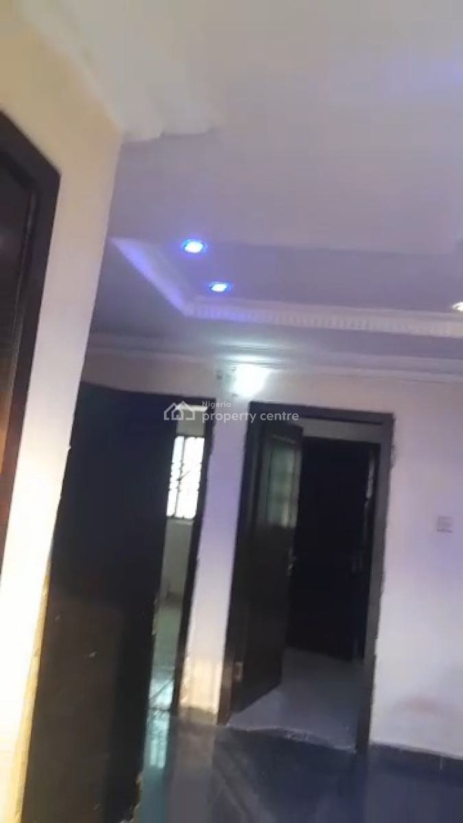 Spacious 2 Units of 2 Bedroom Flats(upper Floor) All Rooms Ensuite, Off Admiralty Way, Lekki Phase 1, Lekki, Lagos, Flat / Apartment for Rent