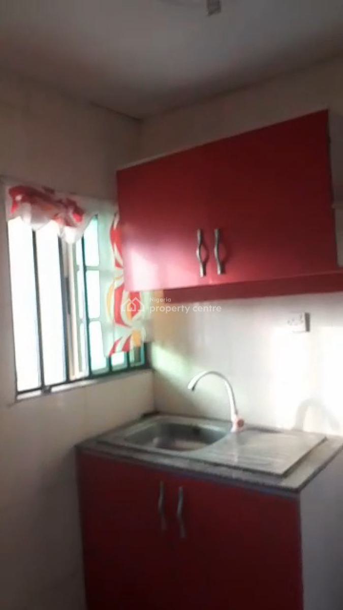 Spacious 2 Units of 2 Bedroom Flats(upper Floor) All Rooms Ensuite, Off Admiralty Way, Lekki Phase 1, Lekki, Lagos, Flat / Apartment for Rent