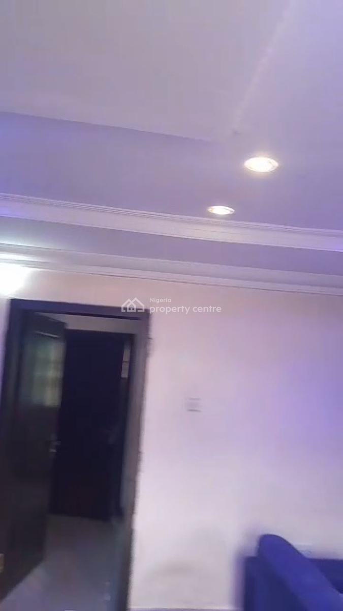 Spacious 2 Units of 2 Bedroom Flats(upper Floor) All Rooms Ensuite, Off Admiralty Way, Lekki Phase 1, Lekki, Lagos, Flat / Apartment for Rent