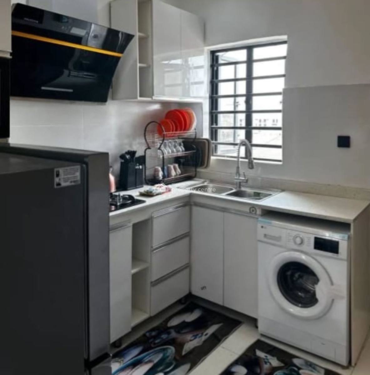 Standard 3 Bedroom Apartment, Ologolo Lekki Lagos, Ologolo, Lekki, Lagos, Flat / Apartment for Rent