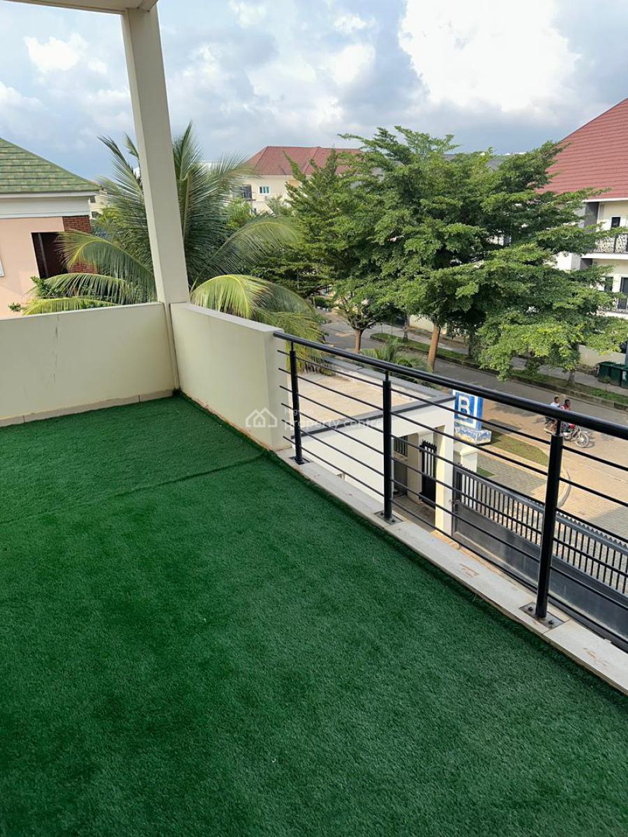 Luxury 3bedroom Flat, Guzape District, Abuja, Flat / Apartment Short Let