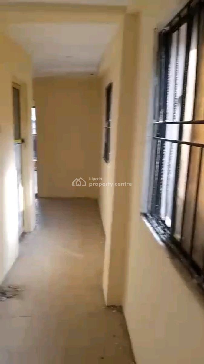 Newly Built 2bedroom Upstairs & Ground Floor Wi, Herbert Macauley Way, Adekunle, Yaba, Lagos, Flat / Apartment for Rent