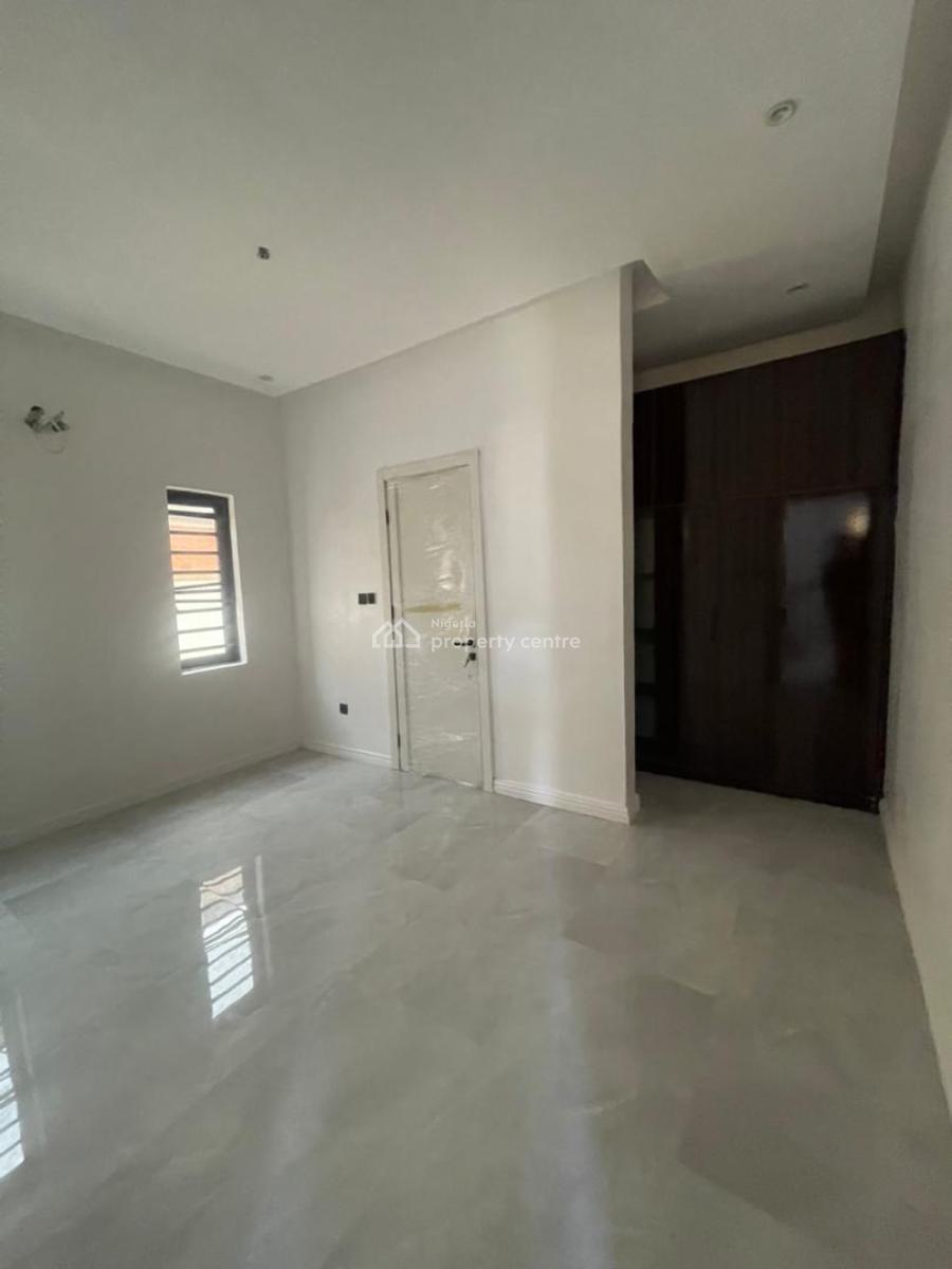 4 Bedroom Terrace Duplex at Ologolo, Ologolo, Lekki, Lagos, Terraced Duplex for Rent