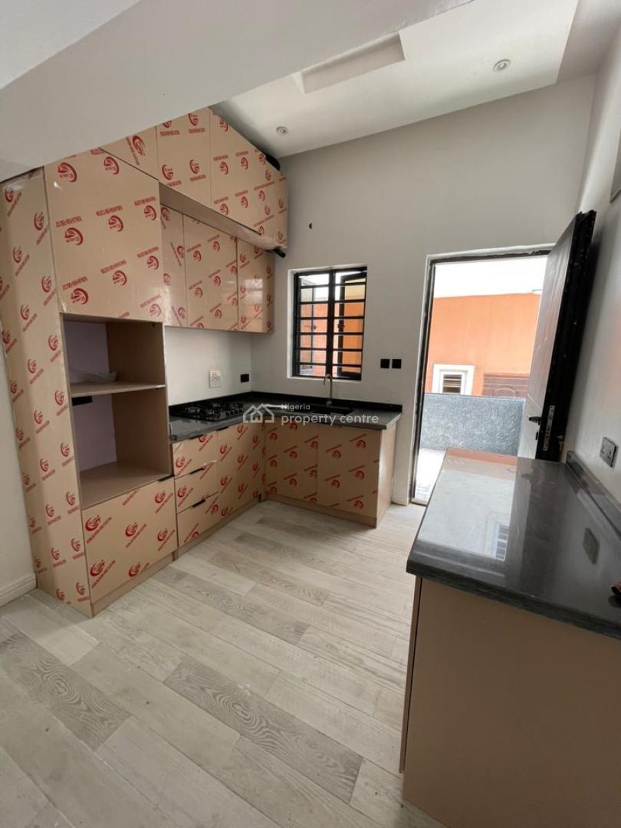4 Bedroom Terrace Duplex at Ologolo, Ologolo, Lekki, Lagos, Terraced Duplex for Rent