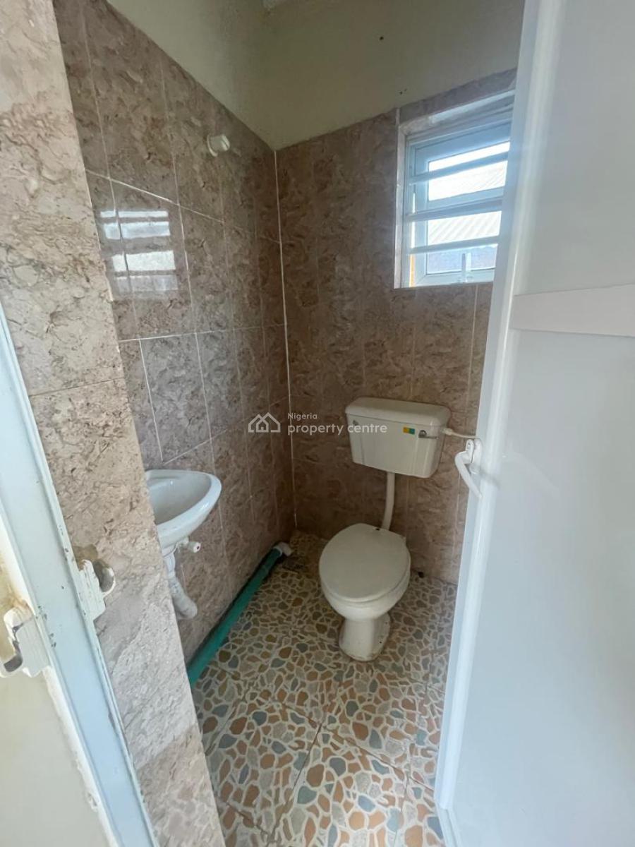 Luxury 2 Bedroom Flat, Olowora, Magodo, Lagos, Flat / Apartment for Rent