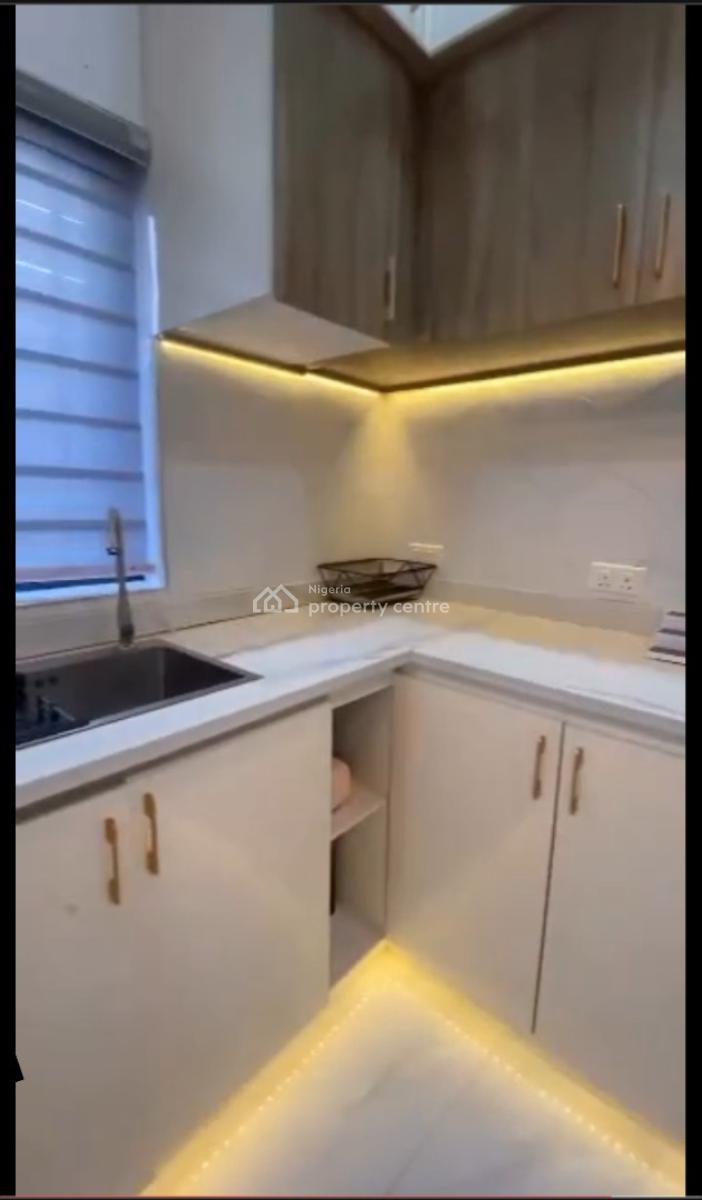 2bedrom Apartment, 45admiraty Way Lekki Lagos, Lekki Phase 1, Lekki, Lagos, Flat / Apartment Short Let