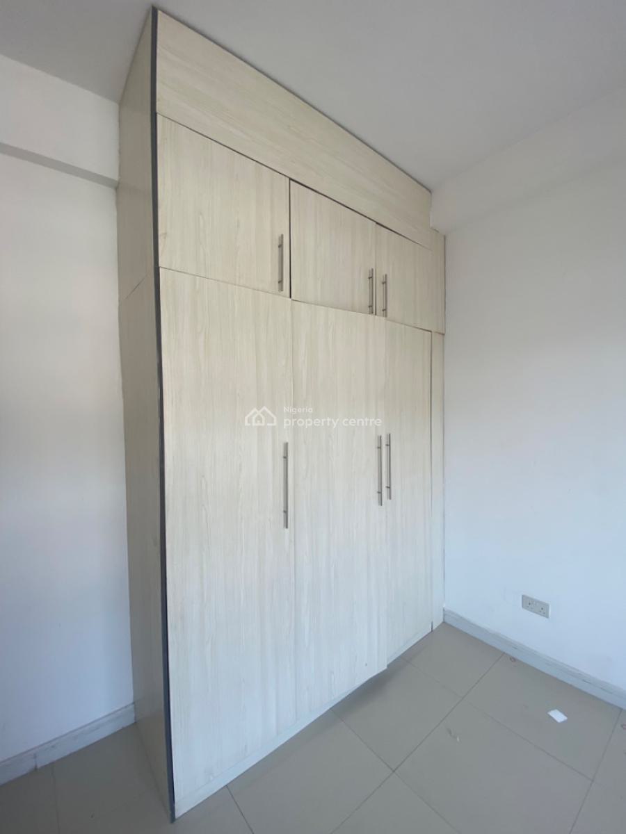 Spacious Serviced 2 Bedroom Apartment Upstairs in Victoria Island, By City of David Victoria Island, Victoria Island (vi), Lagos, Flat / Apartment for Rent