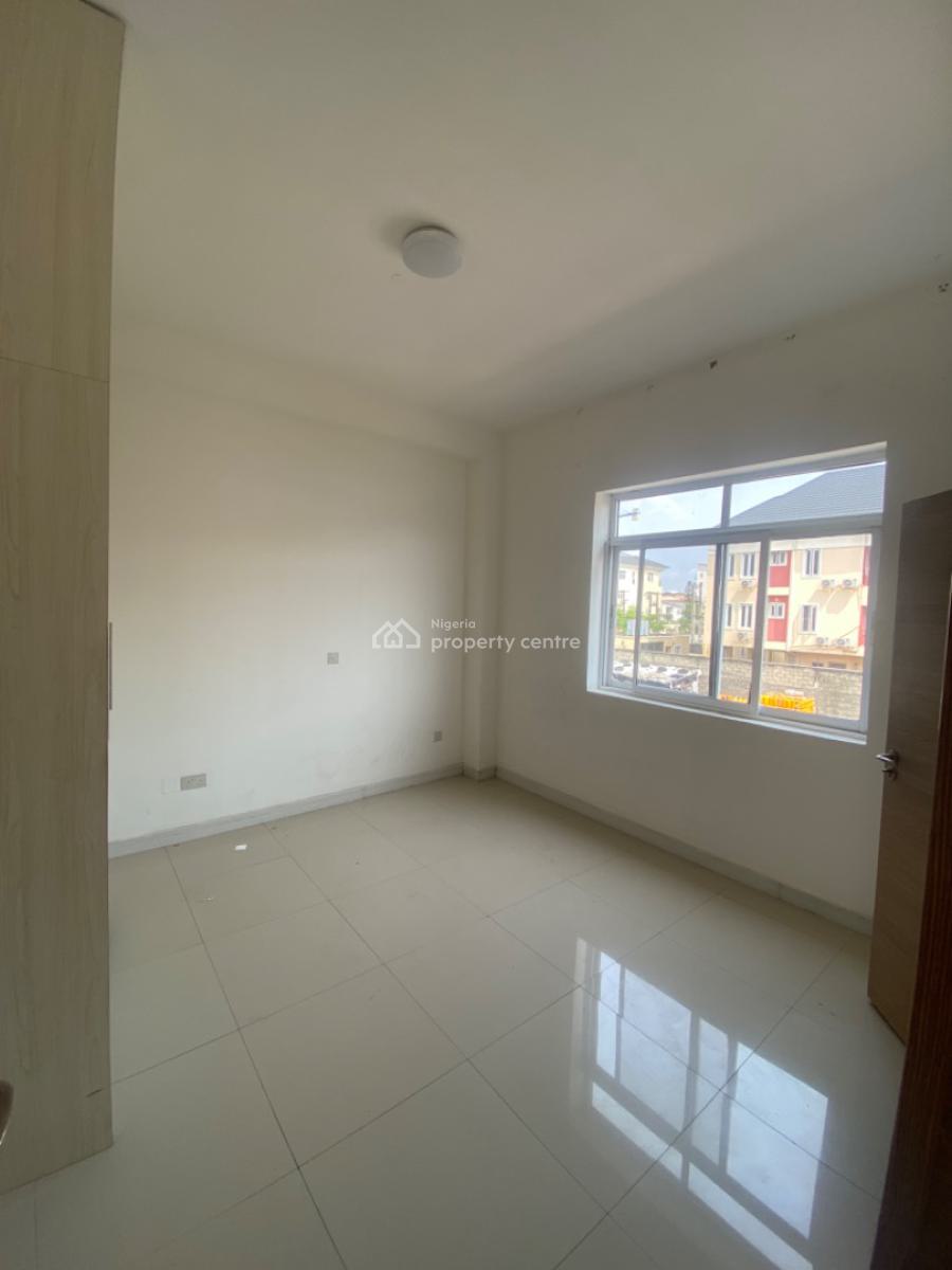 Spacious Serviced 2 Bedroom Apartment Upstairs in Victoria Island, By City of David Victoria Island, Victoria Island (vi), Lagos, Flat / Apartment for Rent