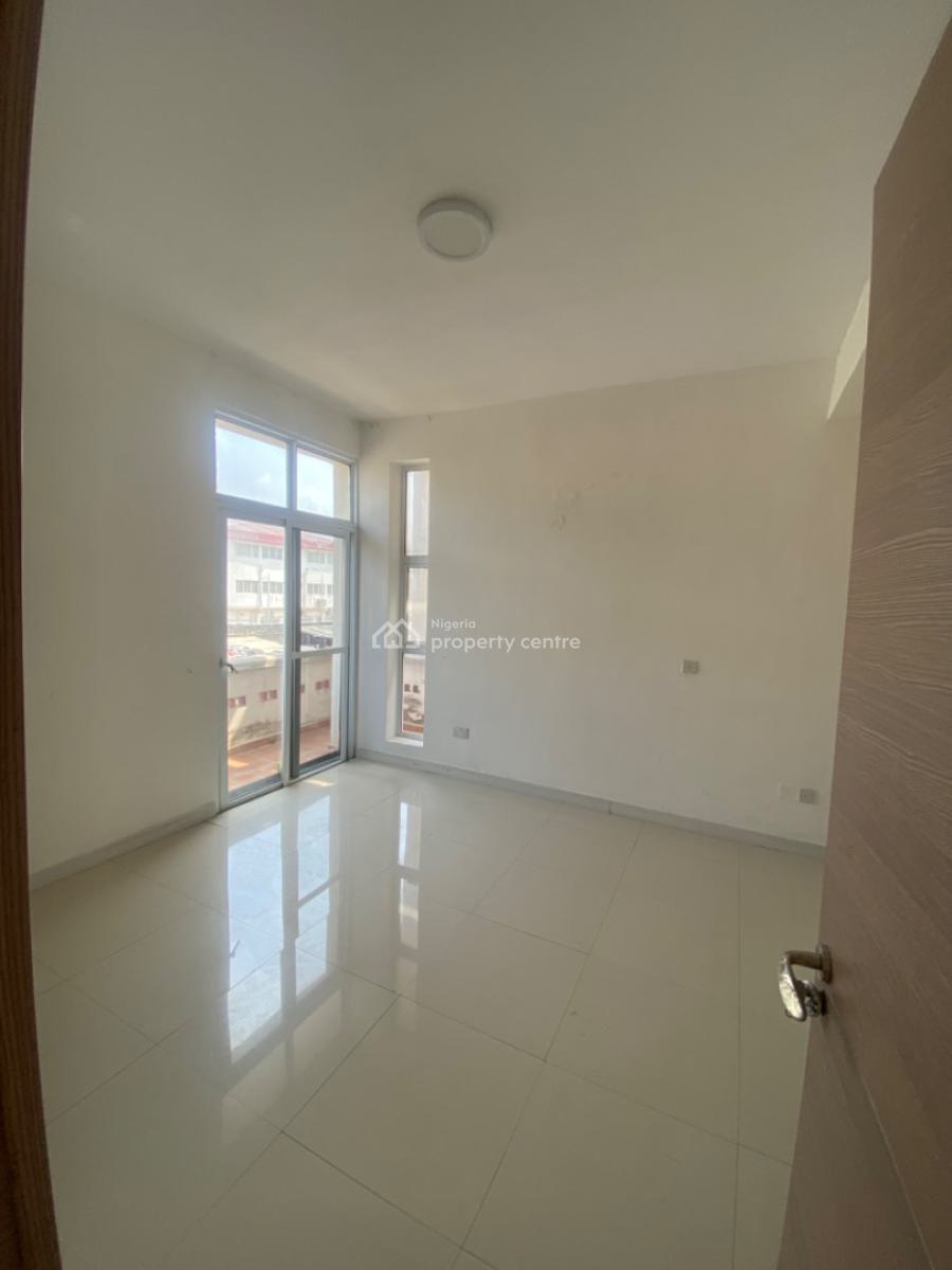 Spacious Serviced 2 Bedroom Apartment Upstairs in Victoria Island, By City of David Victoria Island, Victoria Island (vi), Lagos, Flat / Apartment for Rent