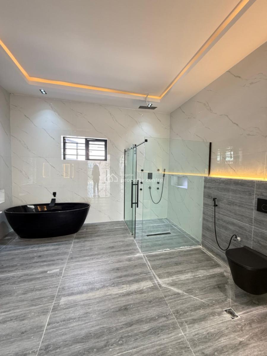 5 Bedroom Duplex with 2 Rooms Bq in an Estate  in Life Camp., Life Camp, Life Camp, Abuja, Detached Duplex for Sale