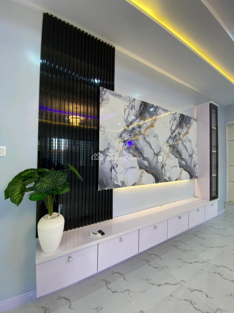 3-bedroom Bungalow +1-bedroom Flat Bq, Location:ateere, Akala Express, Ibadan, Ibadan, Oyo, House for Sale