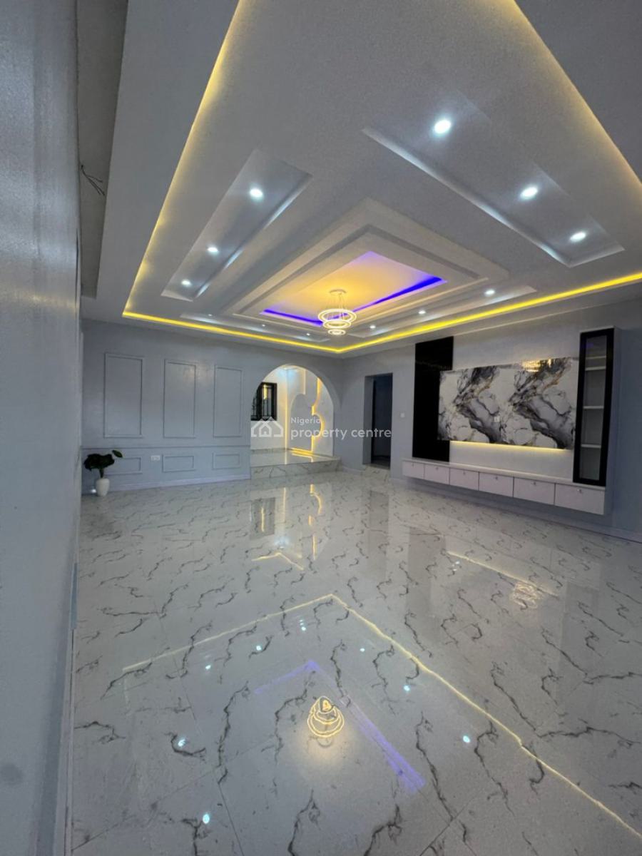 3-bedroom Bungalow +1-bedroom Flat Bq, Location:ateere, Akala Express, Ibadan, Ibadan, Oyo, House for Sale