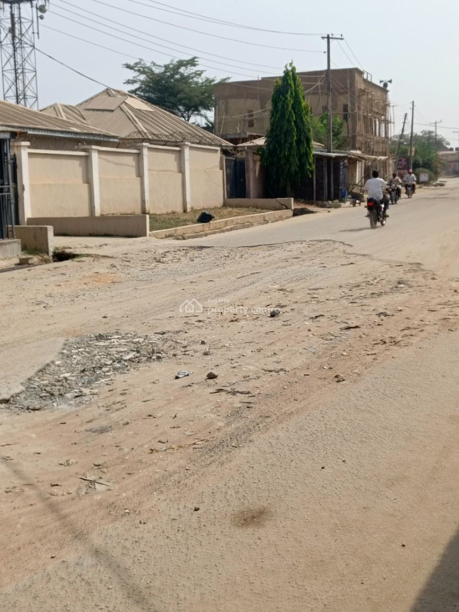 Dtt Plaza in Fha Estate, Lugbe Abuja, Fct, Fha Estate, Lugbe Abuja, Fct, Fha (f.h.a), Lugbe District, Abuja, Plaza / Complex / Mall for Sale