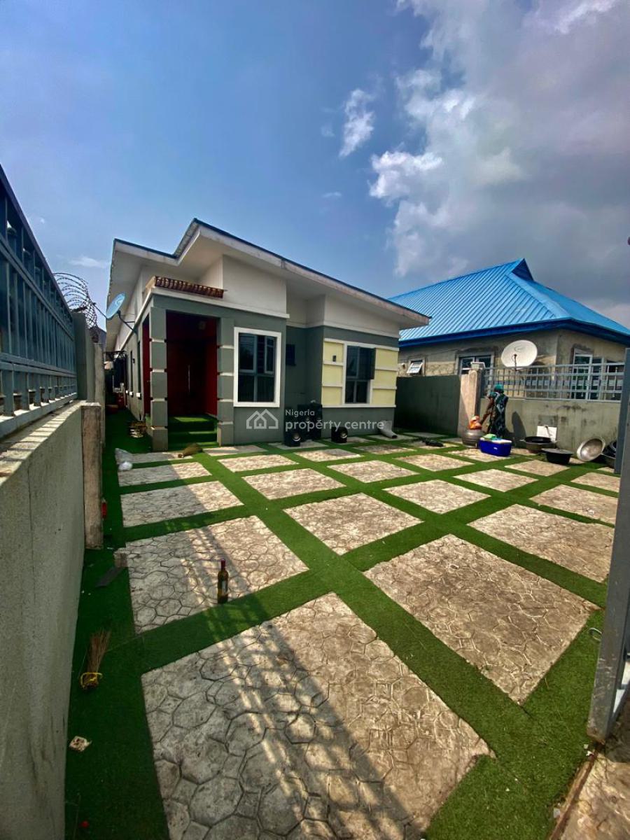 Luxury Mini Flat at New Road Awoyaya Back of Mayfair Garden Beju Lekki, New Road Awoyaya Back of Mayfair Garden Estate Awoyaya Ibeju Lekki Lag, Awoyaya, Ibeju Lekki, Lagos, Mini Flat (room and Parlour) for Rent