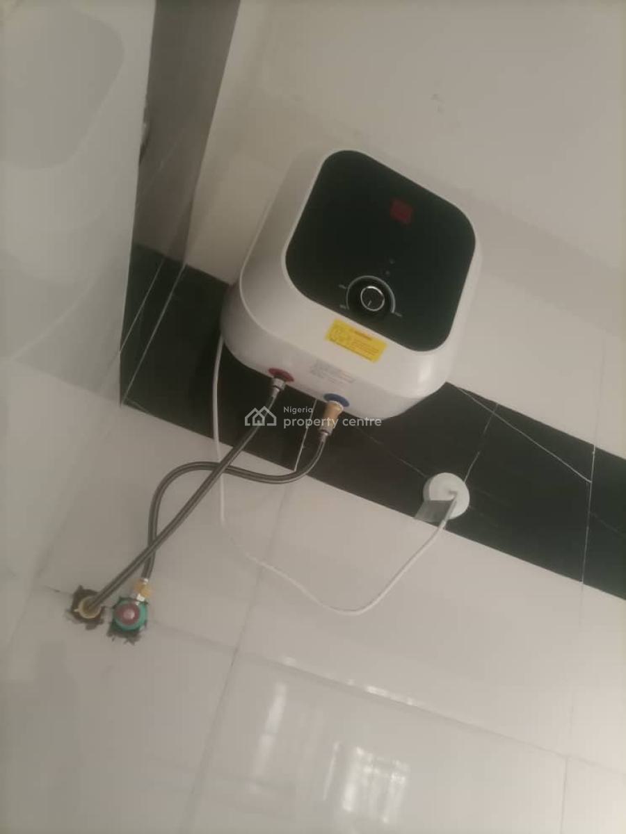 Standard Two Units Self-contained Bq Ensuites. No Kitchen., Cluster, River Park Estate Airport Road, Lugbe District, Abuja, Self Contain (single Rooms) for Rent