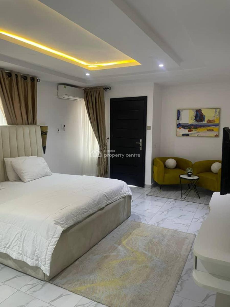 Luxury 4 Bedroom Duplex with Gym and Balcony, Off Admiralty Way, Lekki Phase 1, Lekki, Lagos, House Short Let