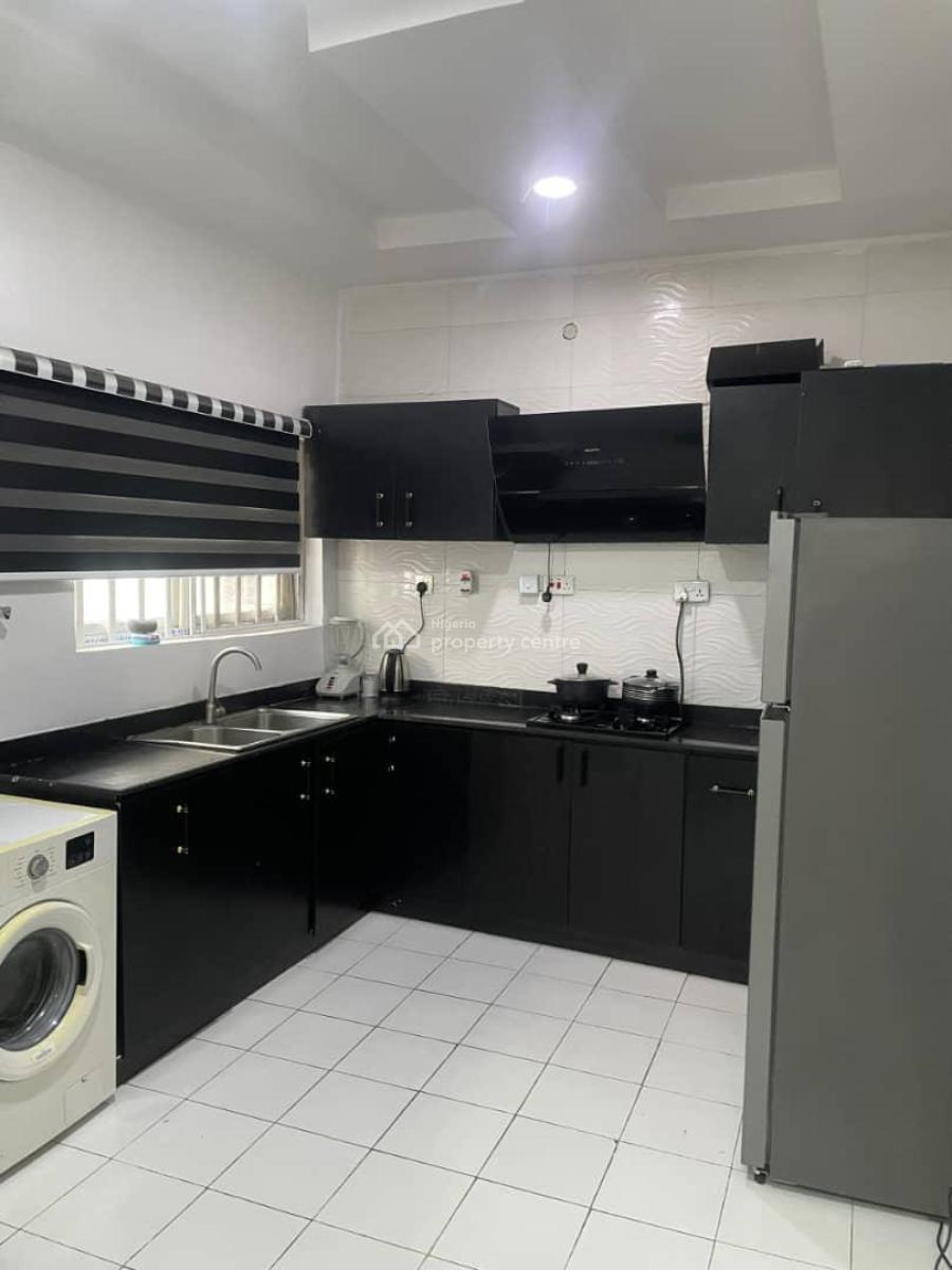 Luxury 4 Bedroom Duplex with Gym and Balcony, Off Admiralty Way, Lekki Phase 1, Lekki, Lagos, House Short Let
