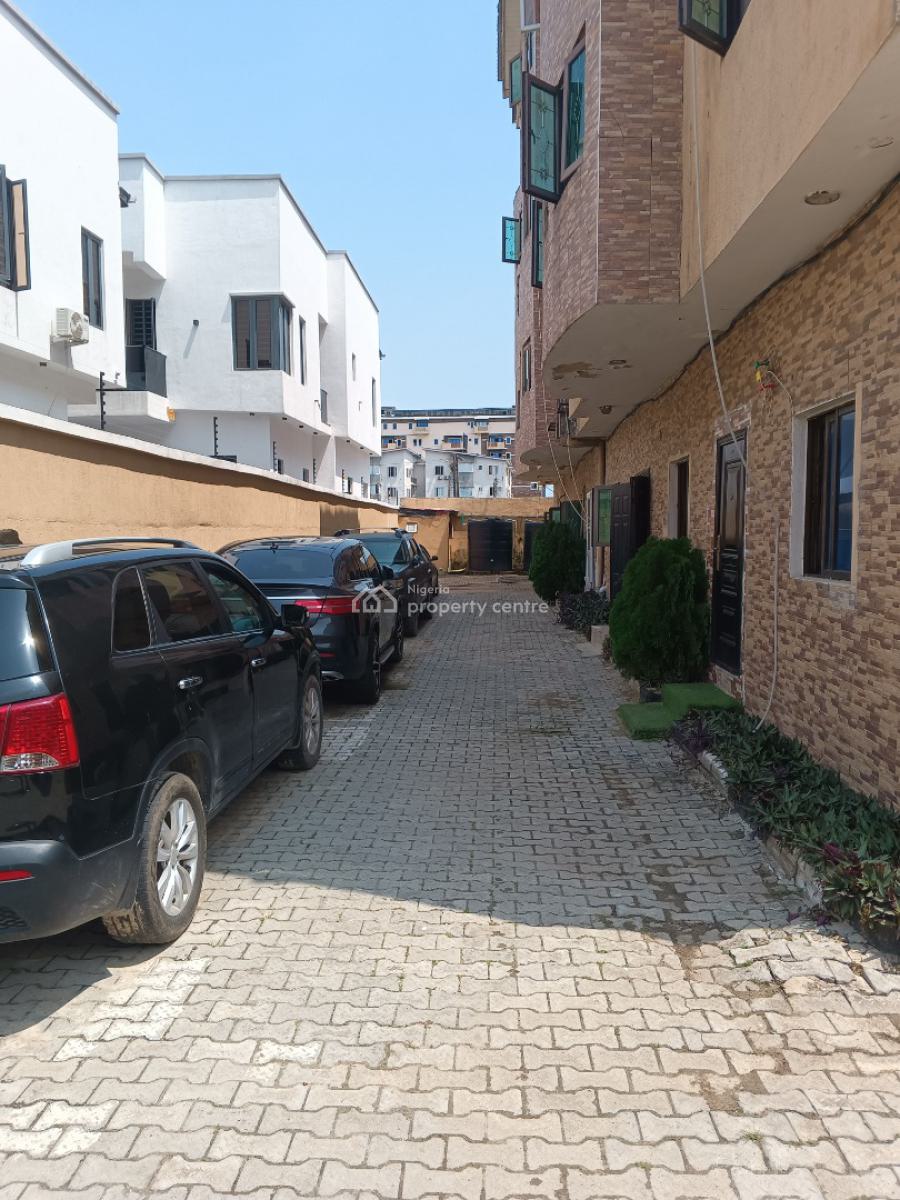 Luxury 1 Bedroom Flat with 2 Bathrooms & Tiny-bq(ensuit), Admiralty Homes Estate, Alpha Beach Road, New-road Bustop, Igbo Efon, Lekki, Lagos, Mini Flat (room and Parlour) for Sale