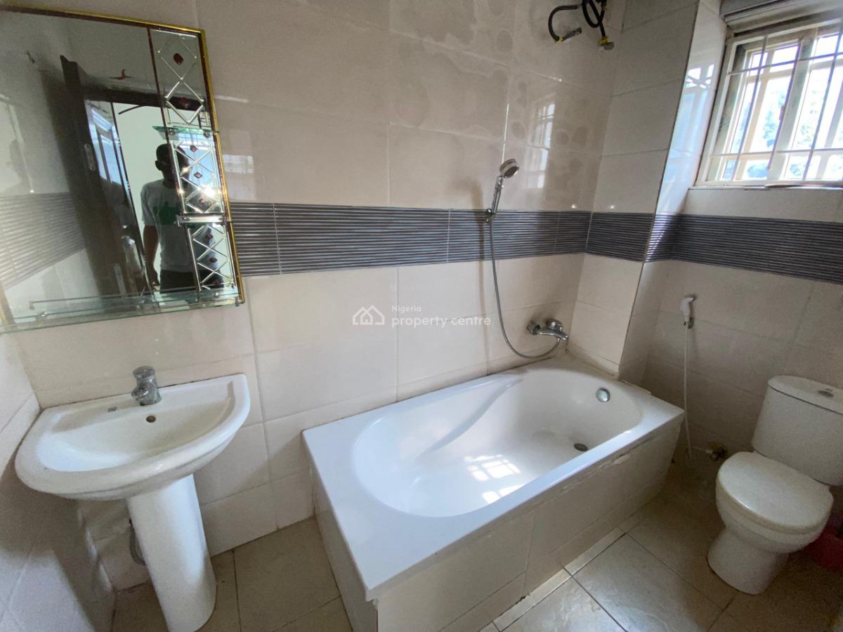 2 Bedroom Flat, Life Camp, Abuja, Flat / Apartment for Rent