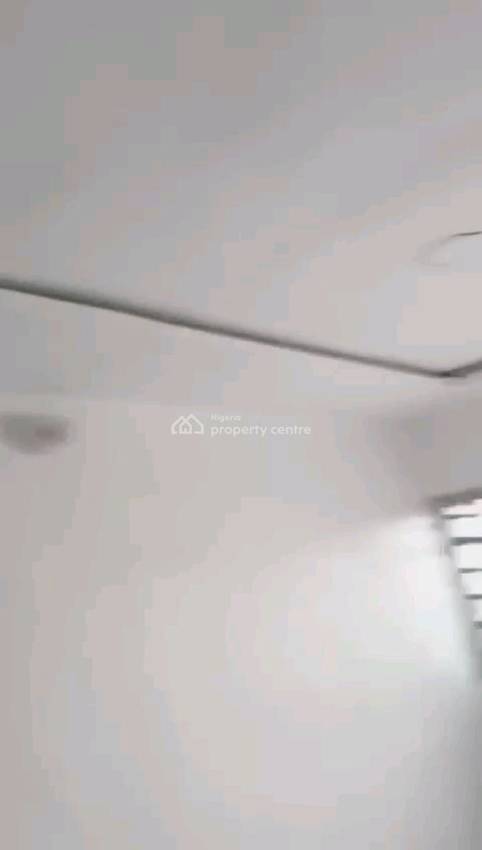 a Newly Built and Spacious 2bedroom Apartment, Oloruntoyin Street, Oworonshoki, Shomolu, Lagos, Flat / Apartment for Rent