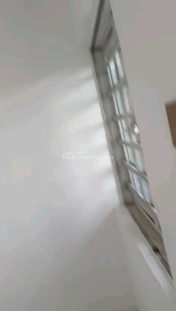 a Newly Built and Spacious 2bedroom Apartment, Oloruntoyin Street, Oworonshoki, Shomolu, Lagos, Flat / Apartment for Rent