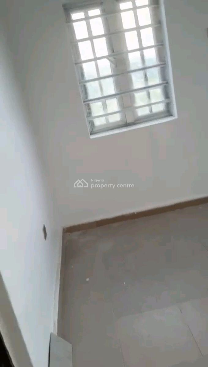 a Newly Built and Spacious 2bedroom Apartment, Oloruntoyin Street, Oworonshoki, Shomolu, Lagos, Flat / Apartment for Rent