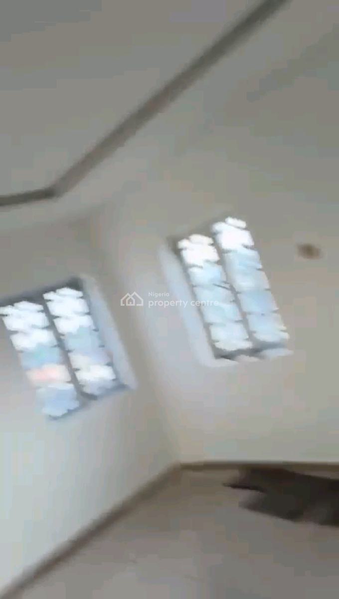 a Newly Built and Spacious 2bedroom Apartment, Oloruntoyin Street, Oworonshoki, Shomolu, Lagos, Flat / Apartment for Rent