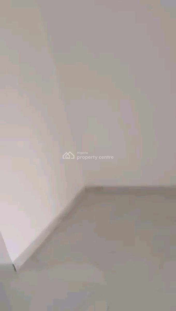 a Newly Built and Spacious 2bedroom Apartment, Oloruntoyin Street, Oworonshoki, Shomolu, Lagos, Flat / Apartment for Rent