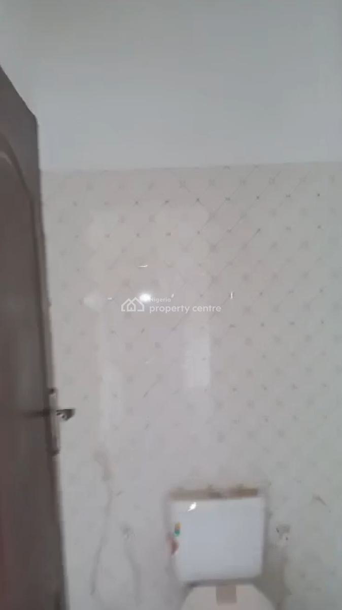 a Spacious 2 Rooms and a Parlour, Igando Egan Lagos, Igando, Ikotun, Lagos, Flat / Apartment for Rent