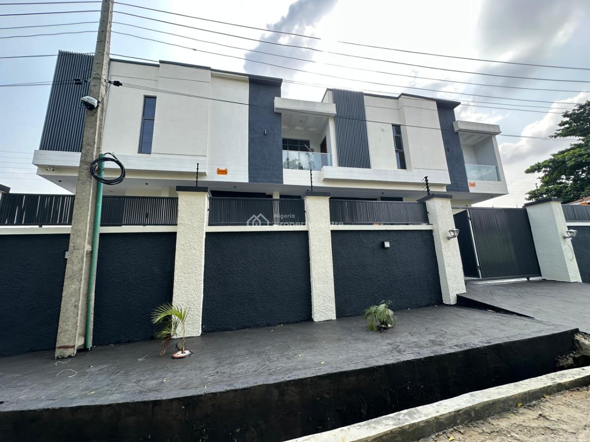 4 Bedroom Semi-detached Duplex with Bq, Gra Phase 1, Magodo, Lagos, Semi-detached Duplex for Sale