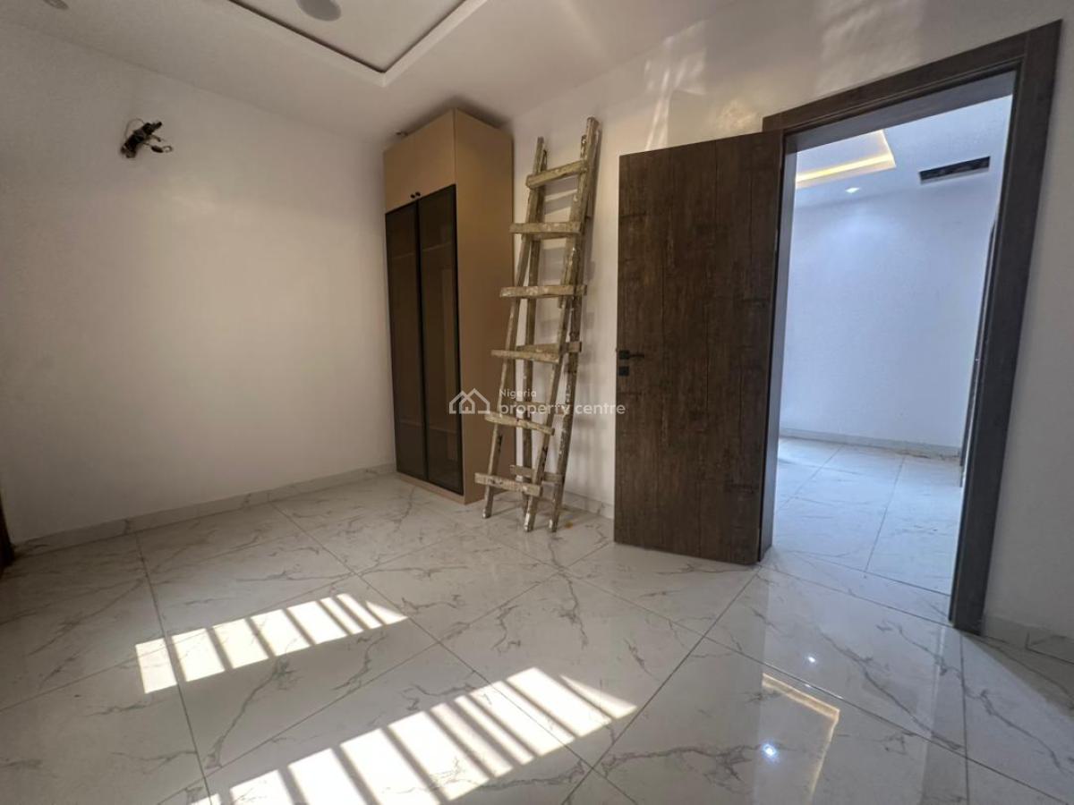 4 Bedroom Semi-detached Duplex with Bq, Gra Phase 1, Magodo, Lagos, Semi-detached Duplex for Sale