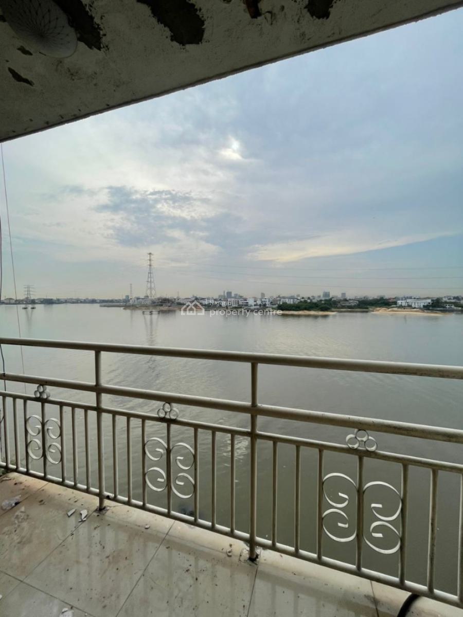 Waterfront 3bedroom with Pool Fully Serviced, Main Lekki, Lekki Phase 1, Lekki, Lagos, Flat / Apartment for Rent