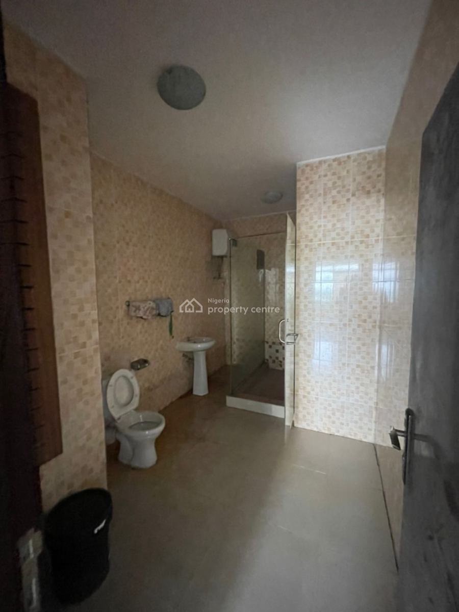 Waterfront 3bedroom with Pool Fully Serviced, Main Lekki, Lekki Phase 1, Lekki, Lagos, Flat / Apartment for Rent