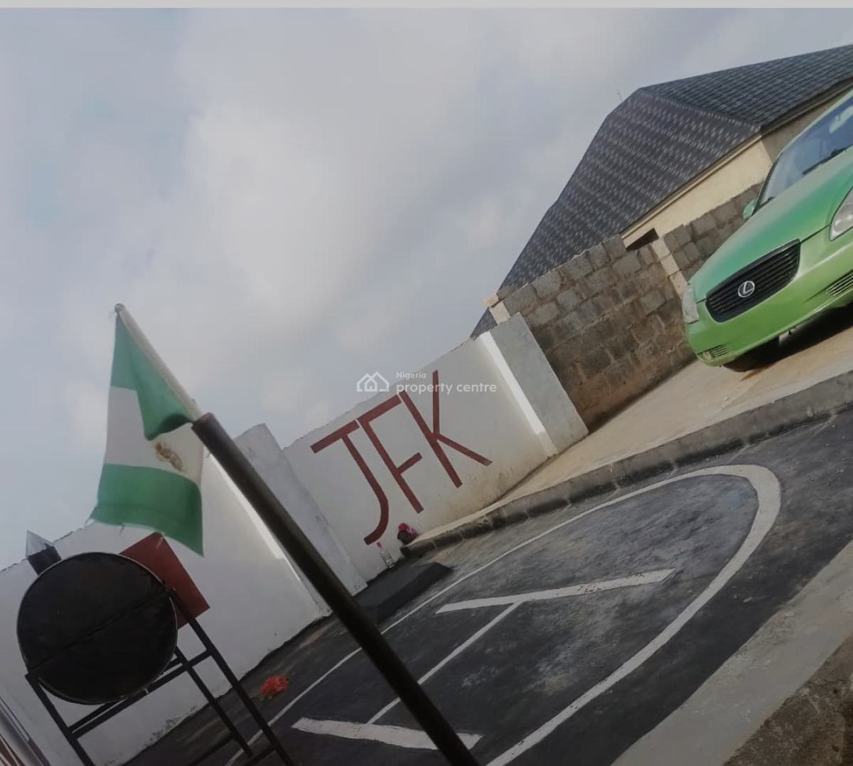 5bedroom Penthouse House Including Car and Bike in an Estate in Lugbe, Pyakasa Lugbe. Abuja - Nigeria., Pyakasa, Lugbe District, Abuja, Detached Bungalow for Sale