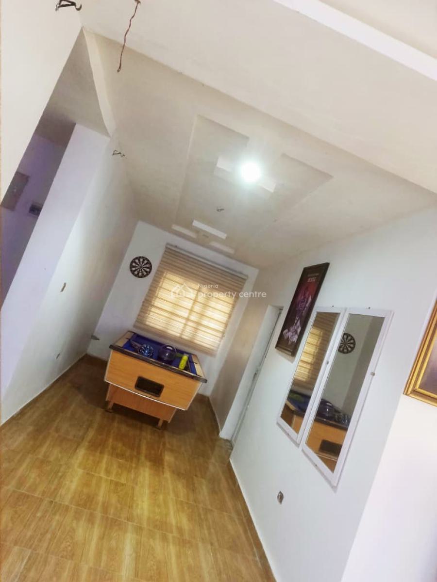 5bedroom Penthouse House Including Car and Bike in an Estate in Lugbe, Pyakasa Lugbe. Abuja - Nigeria., Pyakasa, Lugbe District, Abuja, Detached Bungalow for Sale