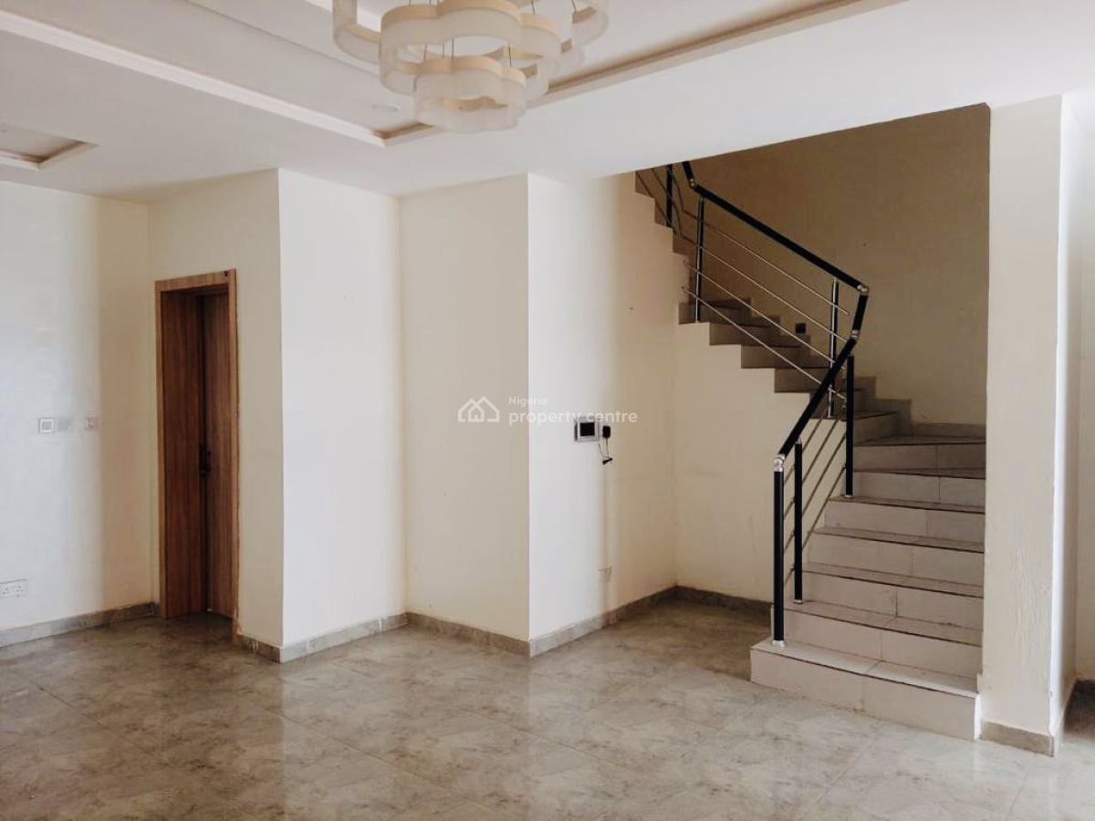 Distress Deal! Exquisite 3 Bedroom Terrace Duplex, Ikate, Lekki, Lagos, Terraced Duplex for Sale