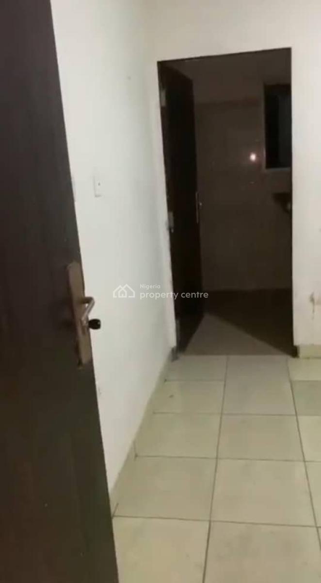 Standard Self-con with Pop and Wardrobe, Oribanwa Phase 2, Oribanwa, Ibeju Lekki, Lagos, Self Contain (single Rooms) for Rent