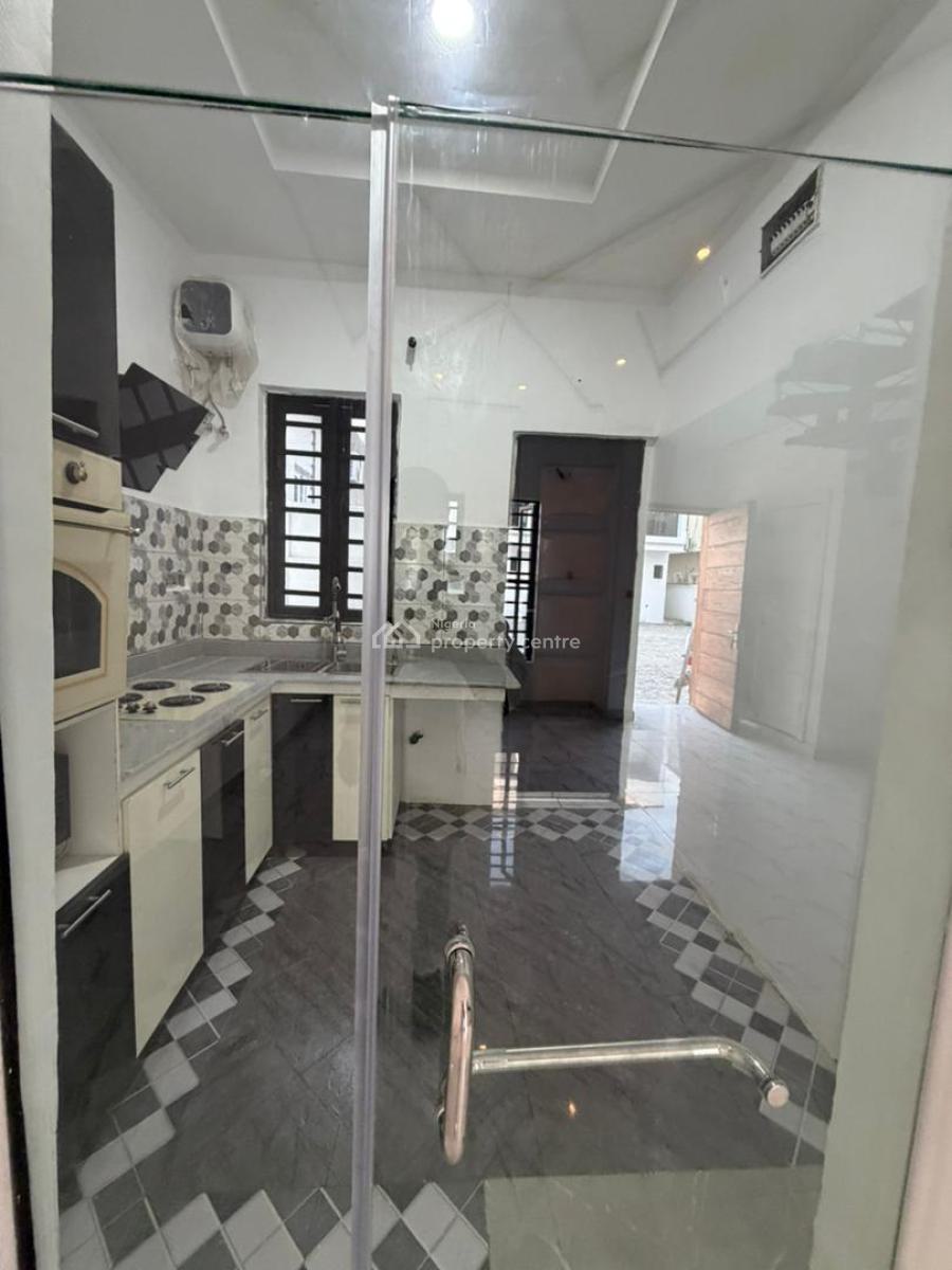 Exquisite 2 Bedroom Terrace Duplex with Bq, Chevron . Serene and Secured Estate, Lekki, Lagos, Terraced Duplex for Sale