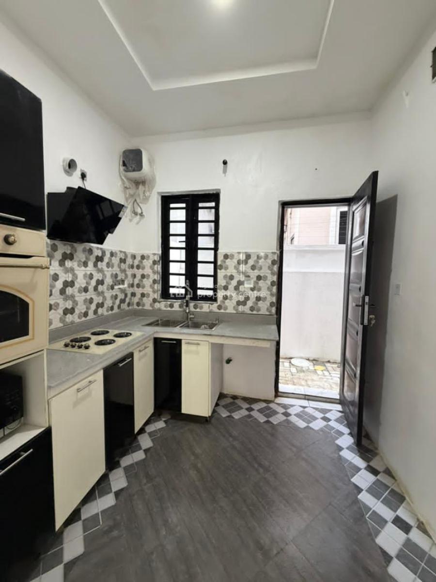 Exquisite 2 Bedroom Terrace Duplex with Bq, Chevron . Serene and Secured Estate, Lekki, Lagos, Terraced Duplex for Sale