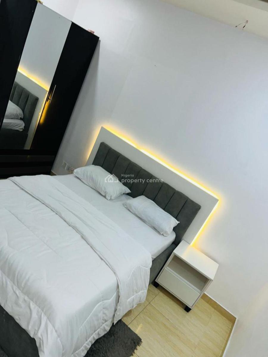 Luxury 2 Bedroom Apartment with Snooker, Lekki Phase 1, Lekki, Lagos, Flat / Apartment Short Let
