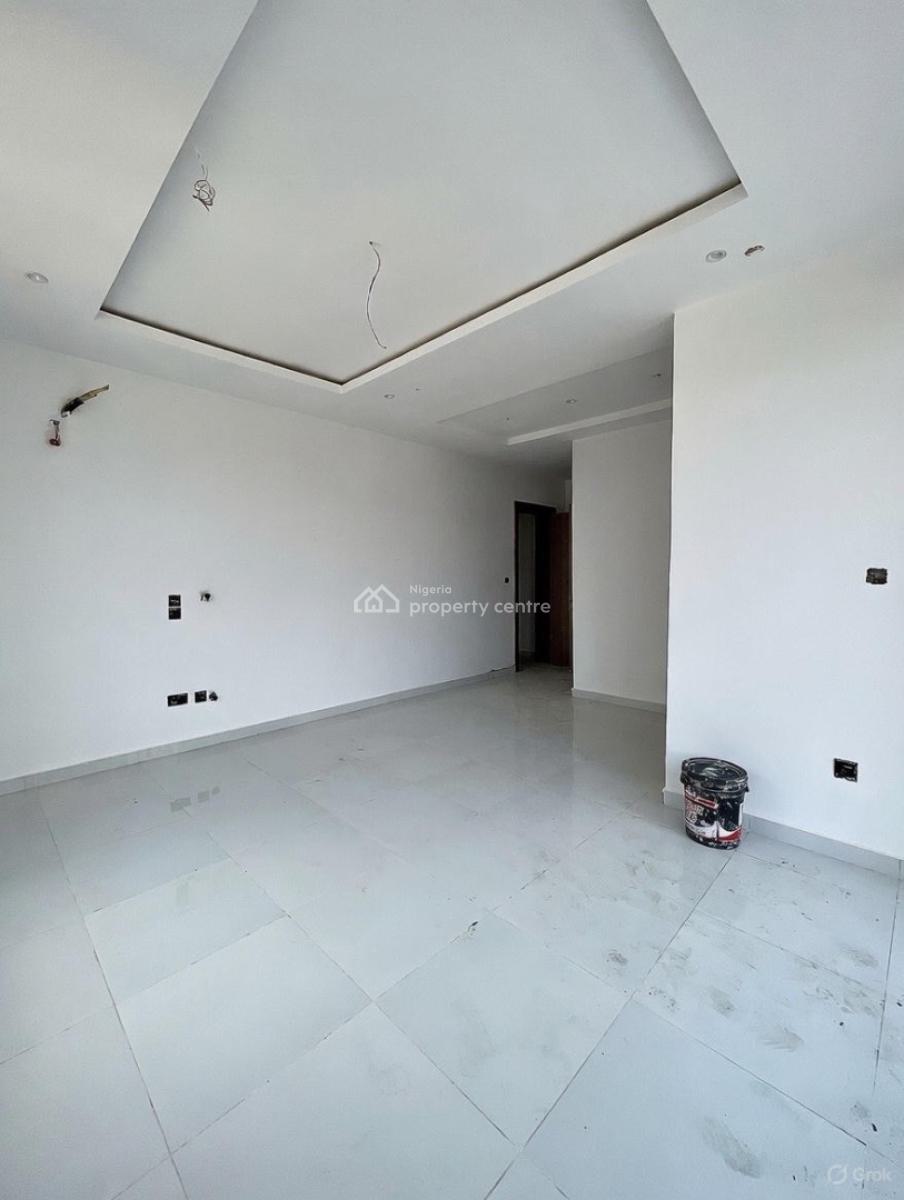 Lovely 3 Bedroom Apartment with Bq, Lekki Phase 1, Lekki Phase 1, Lekki, Lagos, Block of Flats for Sale