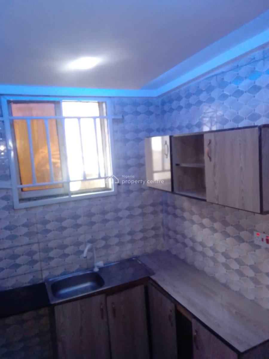 Nice Self Con, Apo Resettlement, Apo, Abuja, Self Contain (single Rooms) for Rent