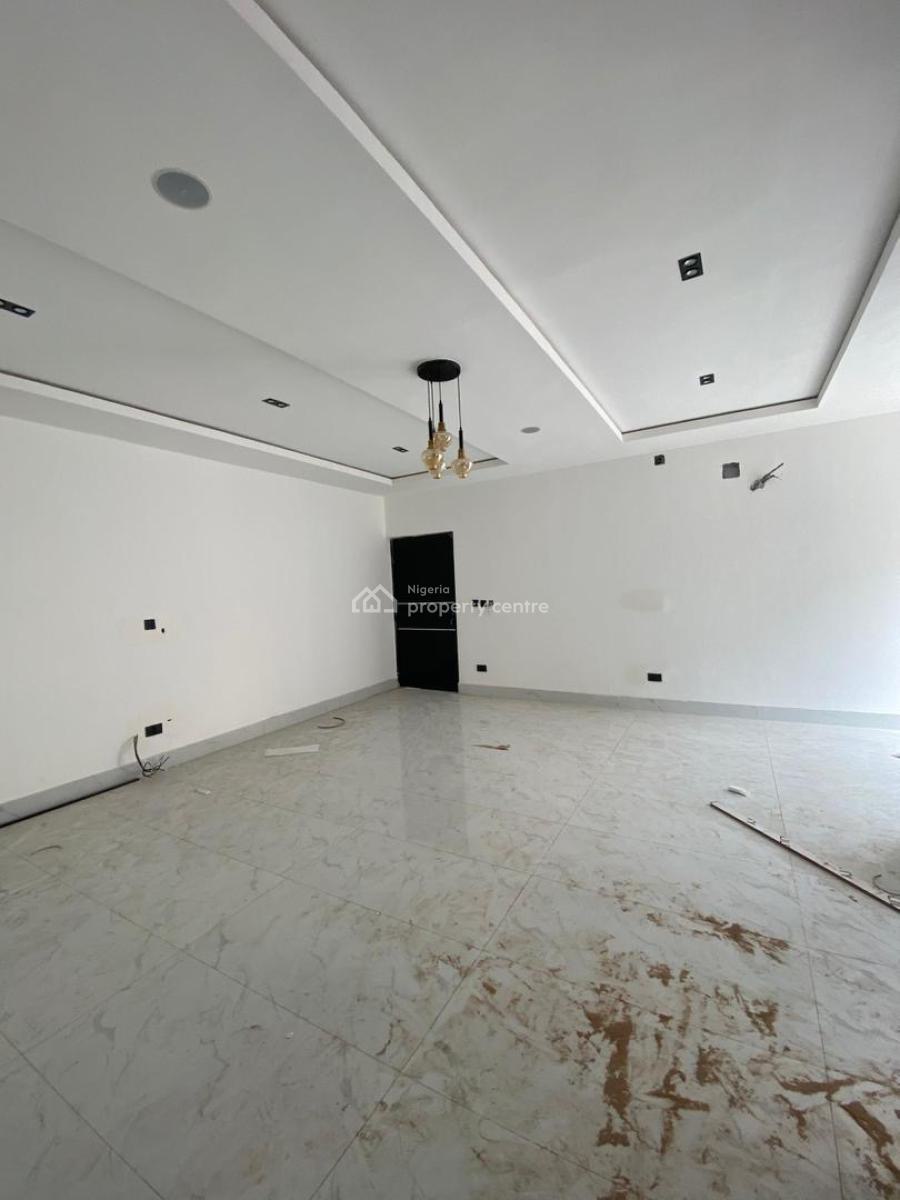 Well-designed 2-bedroom Apartment Situated with Swimming Pool, Lekki Phase 1, Lekki, Lagos, Flat / Apartment for Sale