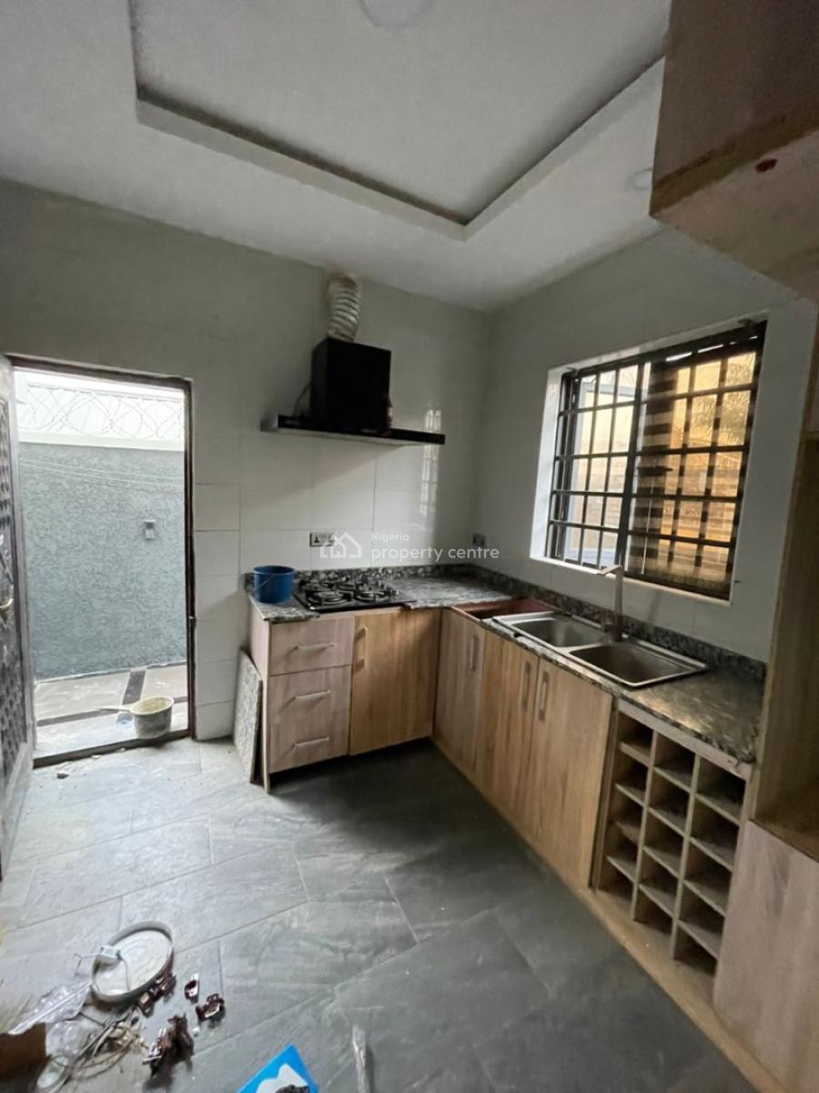 Newly Renovated 2 Bedroom Apartment, Ologolo, Lekki, Lagos, Flat / Apartment for Rent