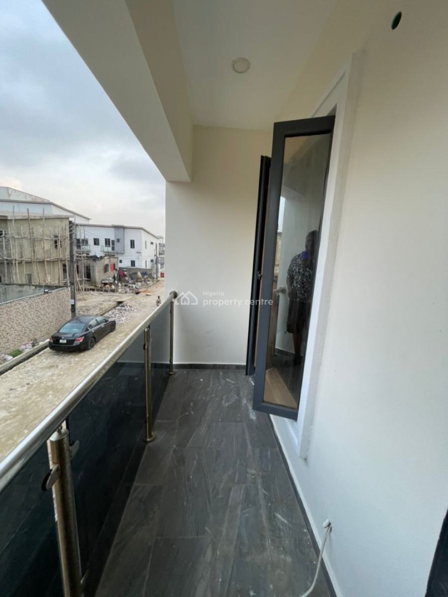 Newly Renovated 2 Bedroom Apartment, Ologolo, Lekki, Lagos, Flat / Apartment for Rent