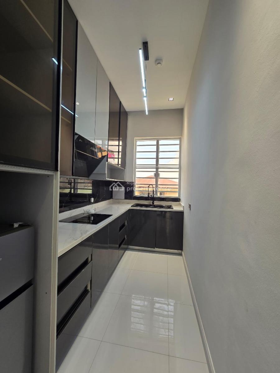 Luxurious and Spacious 5-bedroom Detached Duplex with Bq,, Lekki Phase 1, Lekki, Lagos, Detached Duplex for Sale