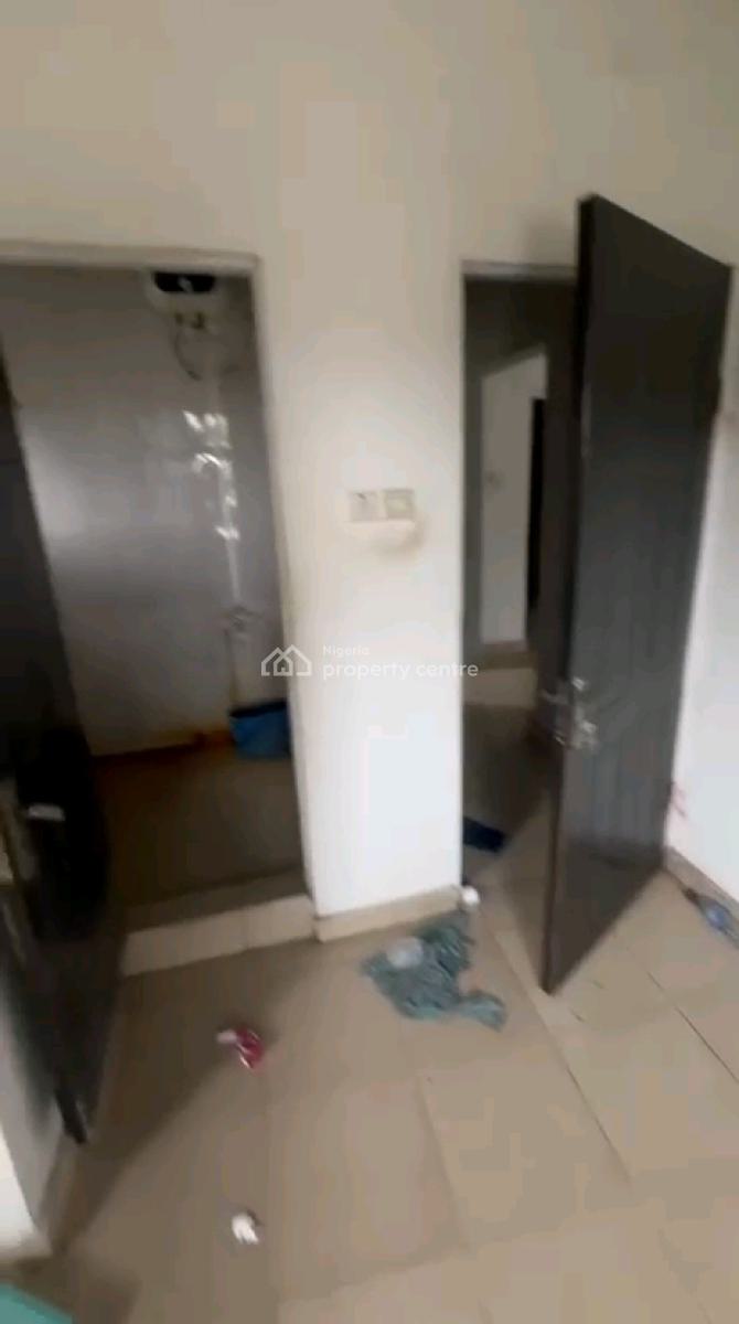 2 Bedroom Upstairs All Room En-suite with Guest Toilet, Soluyi, Gbagada, Lagos, Flat / Apartment for Rent