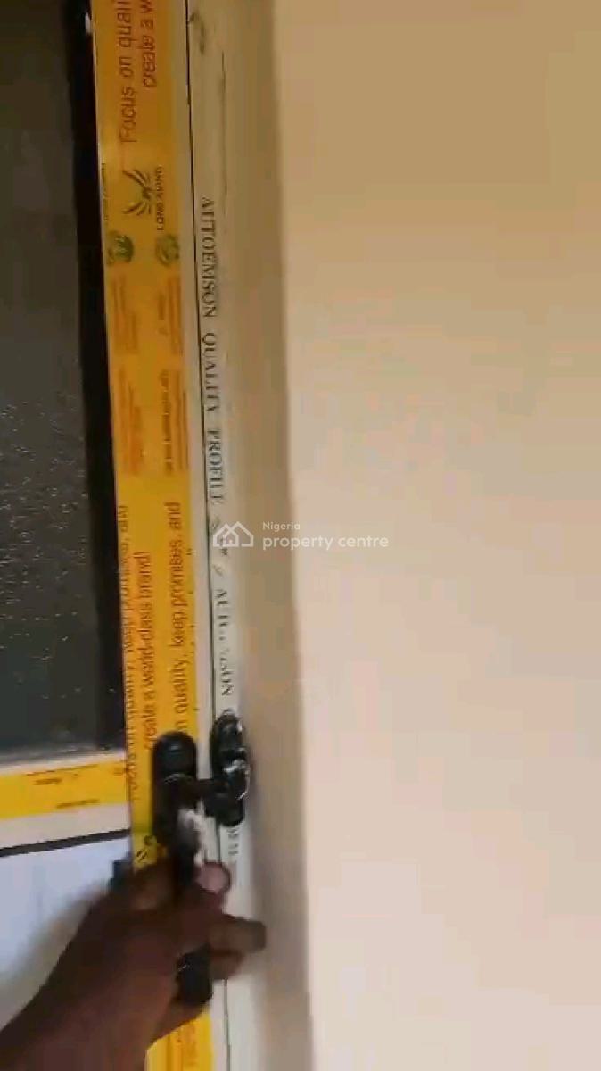 Newly Built 2bedroom Upstairs & Ground Floor with Pop, Herbert Macauley Way, Adekunle, Yaba, Lagos, Flat / Apartment for Rent